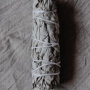 Natraj Creations California White Sage 4 Bundle Smudging Sticks for Cleansing Home Smudge Rituals (6 Inches, 25-30 Grams Each) Incense Sticks for Removing Negativity,Spiritual Healing,Improves Sleep